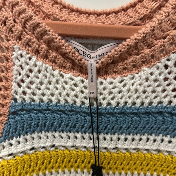 BCBG striped crochet top- NWT - Picture 5 of 6